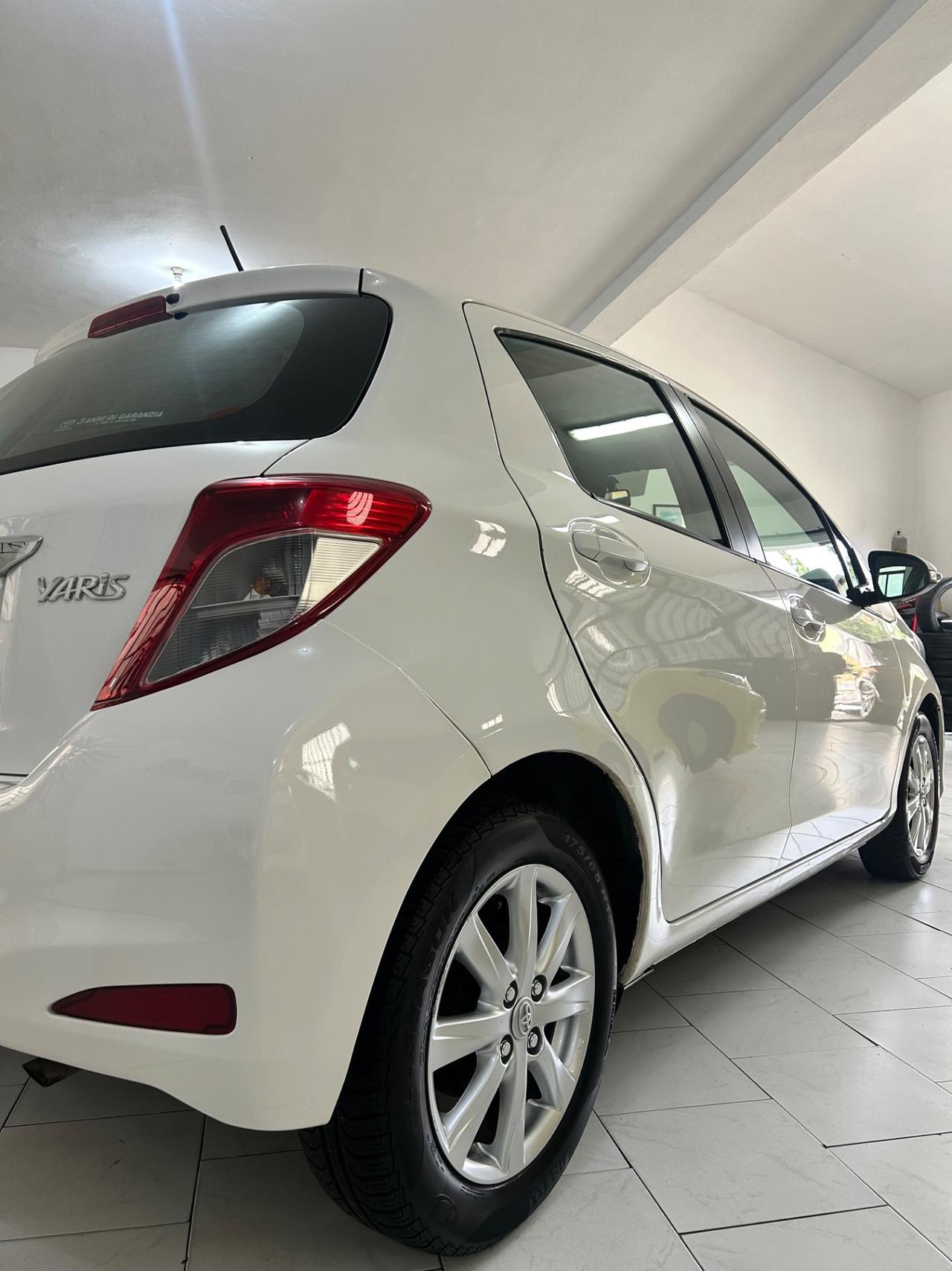 Toyota Yaris Limited