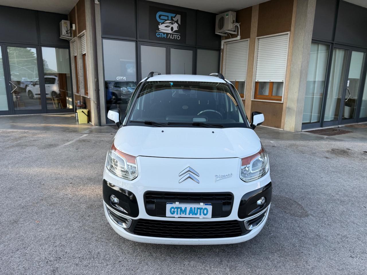 Citroen C3 Picasso 1.6 HDi 90 cv - Neopatentati