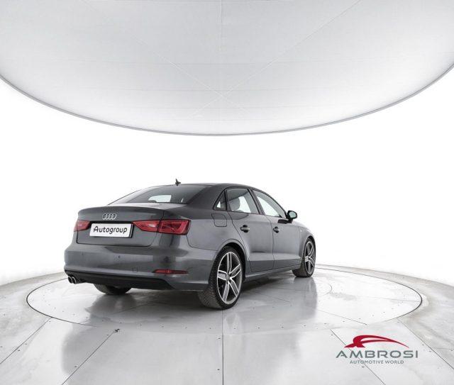 AUDI A3 2.0 TDI S-Line Ambiente