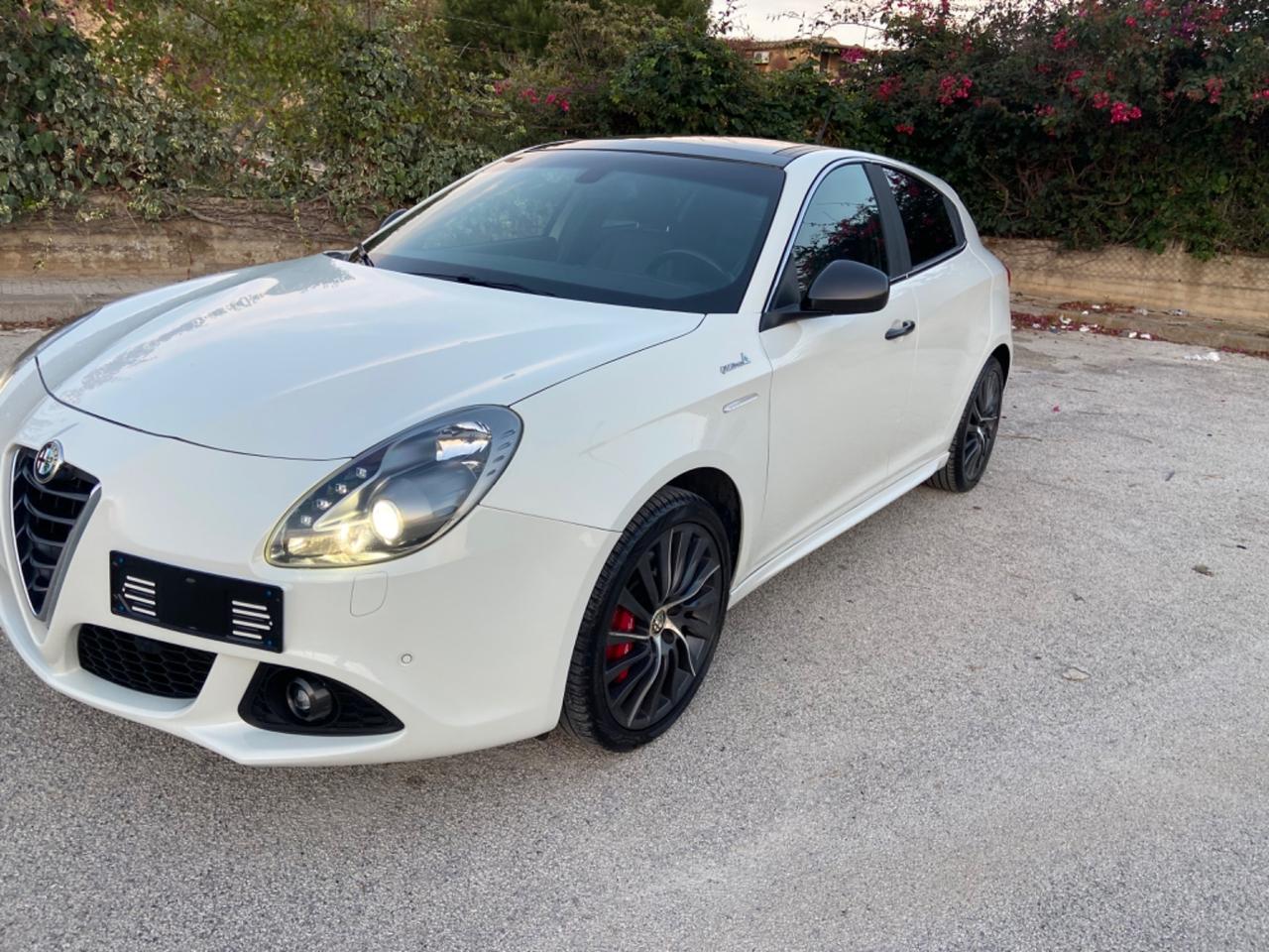 Alfa Romeo Giulietta 2.0 JTDm-2 150 CV Quadrifoglio 2015