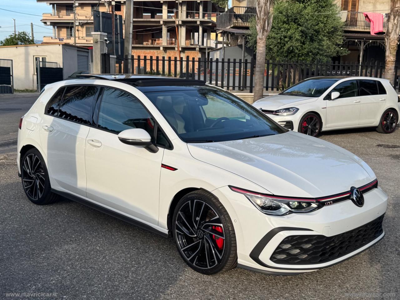 VOLKSWAGEN Golf 2.0 TSI GTI DSG