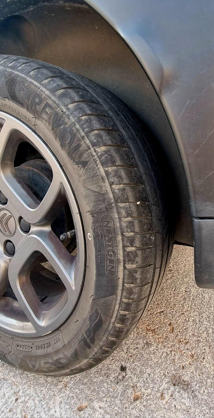 Citroen C4 Cactus 1.6 BlueHDi 100 CV Shine