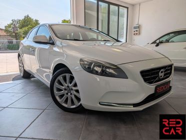 VOLVO V40 1.6 D2