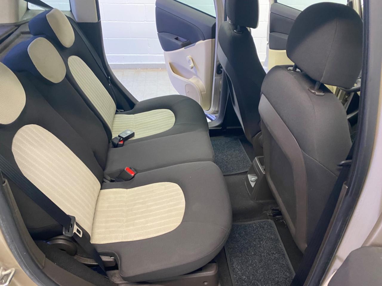 Lancia MUSA 1.4 16V Platino Plus