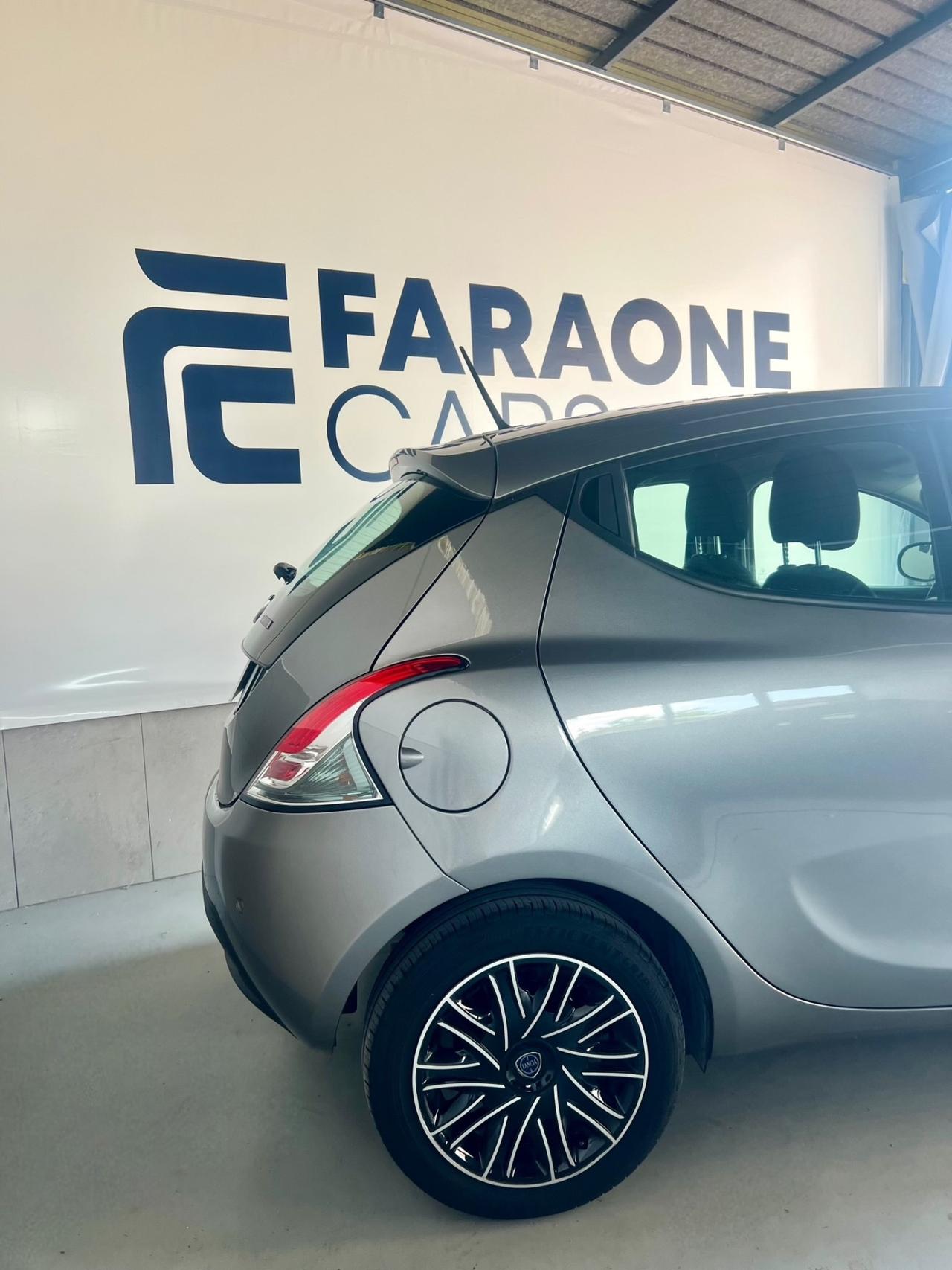 Lancia Ypsilon 1.0 FireFly 5 porte S&S Hybrid Gold Plus