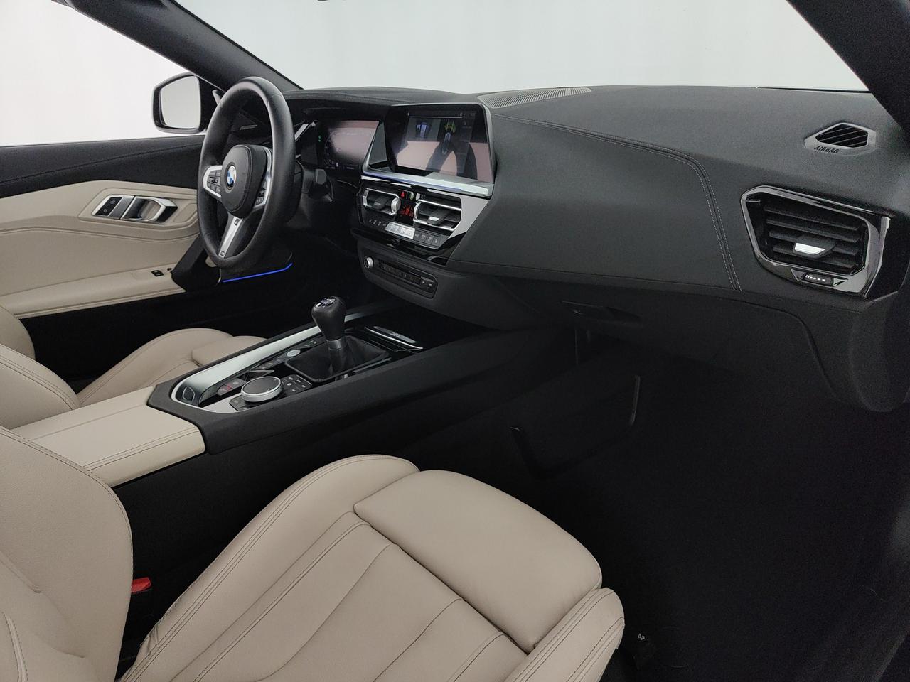 BMW Z4 M40i Pure Impulse