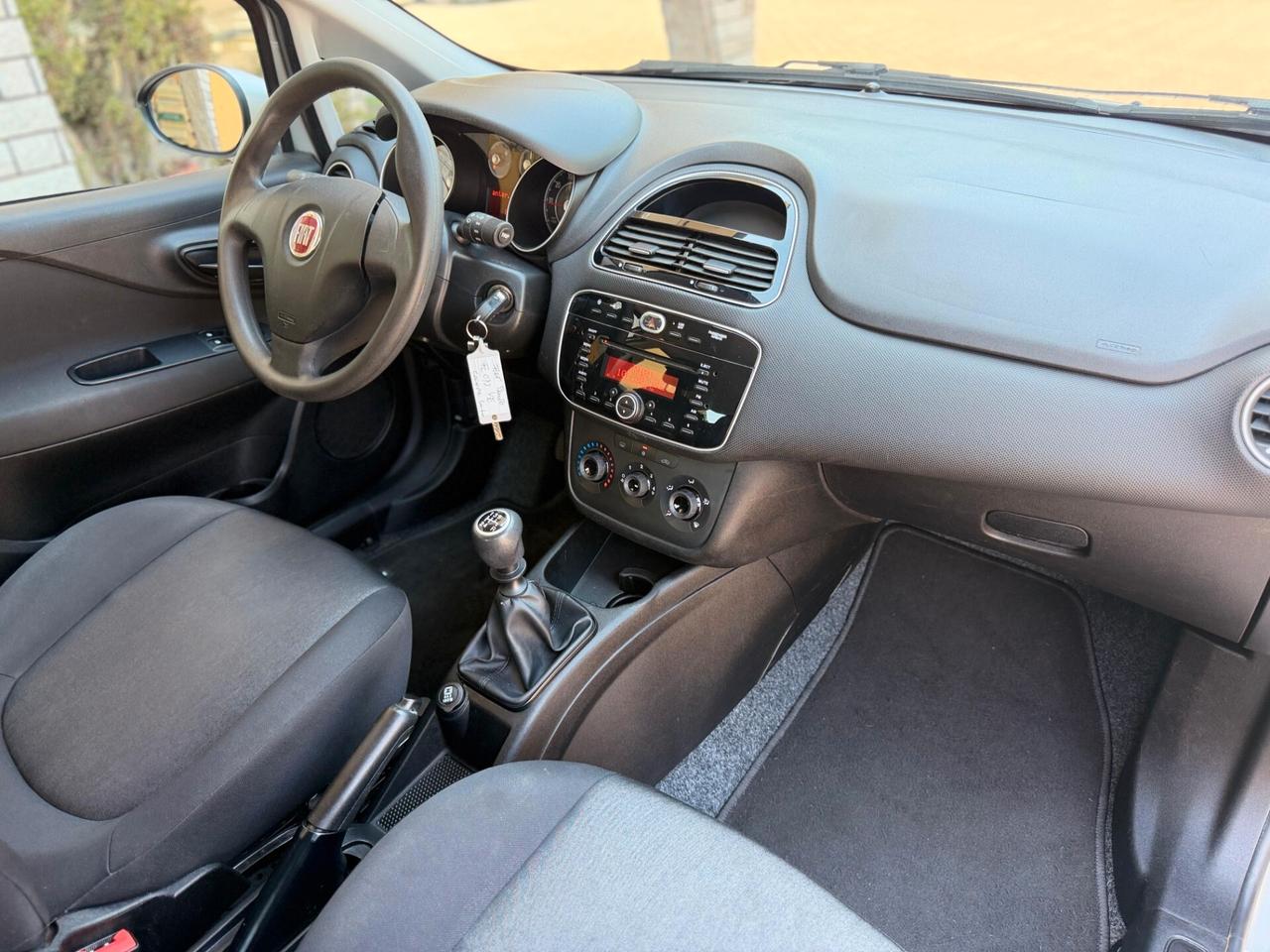 Fiat Punto 1.2 benzina 8V 5 porte neopatentati