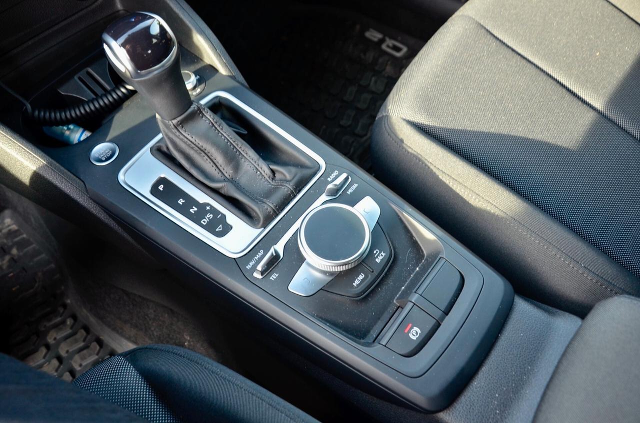 AUDI Q2 35 1.5 TFSI BUSINESS ADVANCED 150cv S-TRONIC, GAR. AUDI 4/27, SERVICE AUDI, UNICOPROPRIETARIO, UFF ITALIANA, GANCIO TRAINO, APPLE ANDROID, PERMUTE