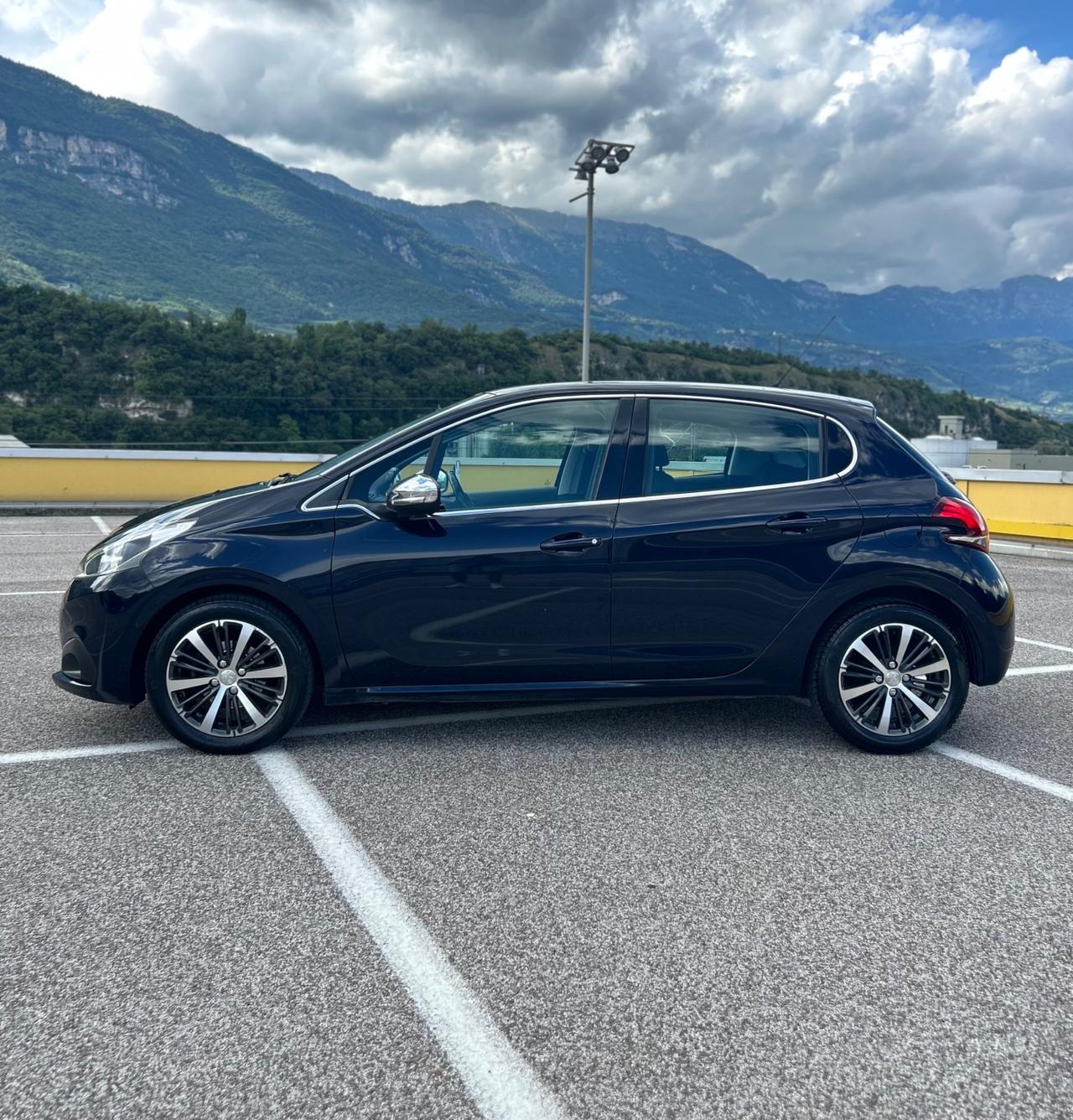 Peugeot 208 BlueHDi 5p Allure Neopatentati 2016