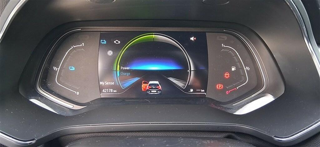 Renault Captur 1.6 Hybrid Intens E-Tech Auto