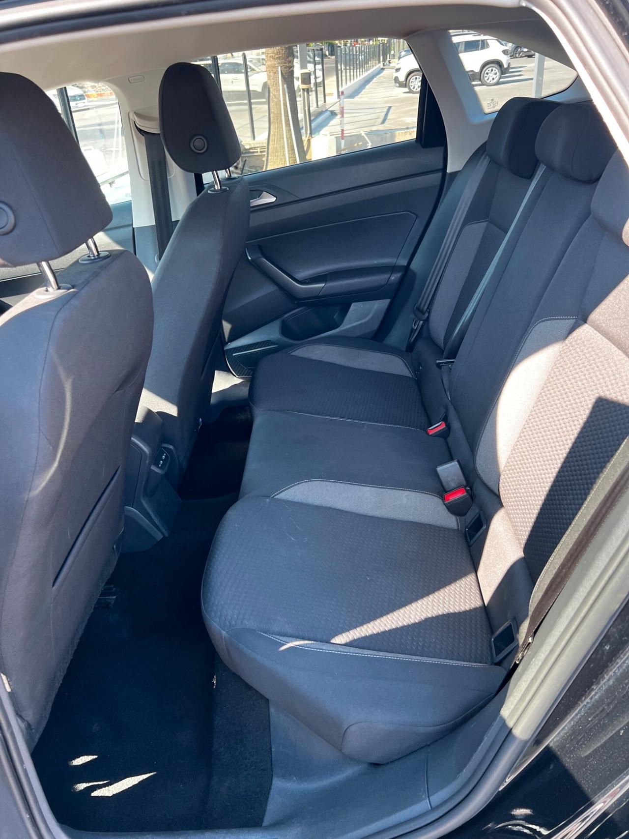 Volkswagen Taigo 1.0 TSI 110 CV DSG R-Line