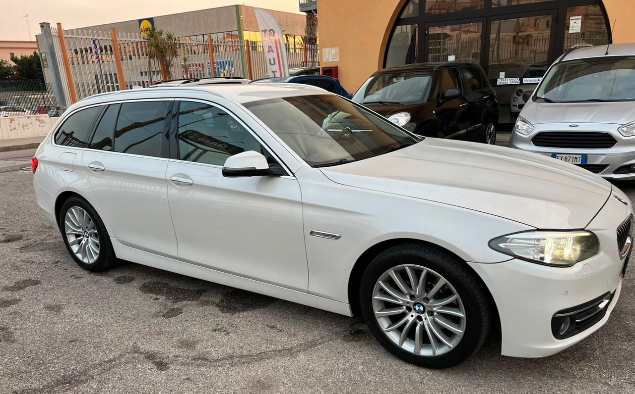 Bmw 520 520d xDrive Touring Luxury