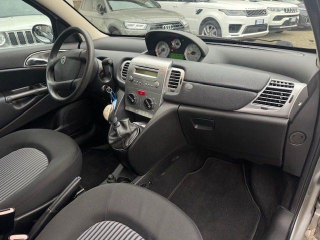 LANCIA Ypsilon 1.2 Platino