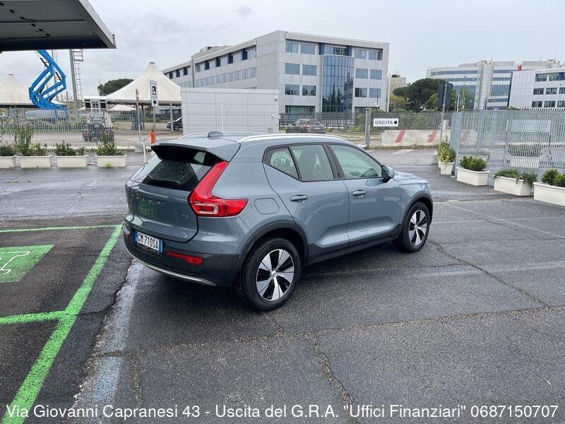 Volvo XC40 T3 Geartronic Momentum Pro