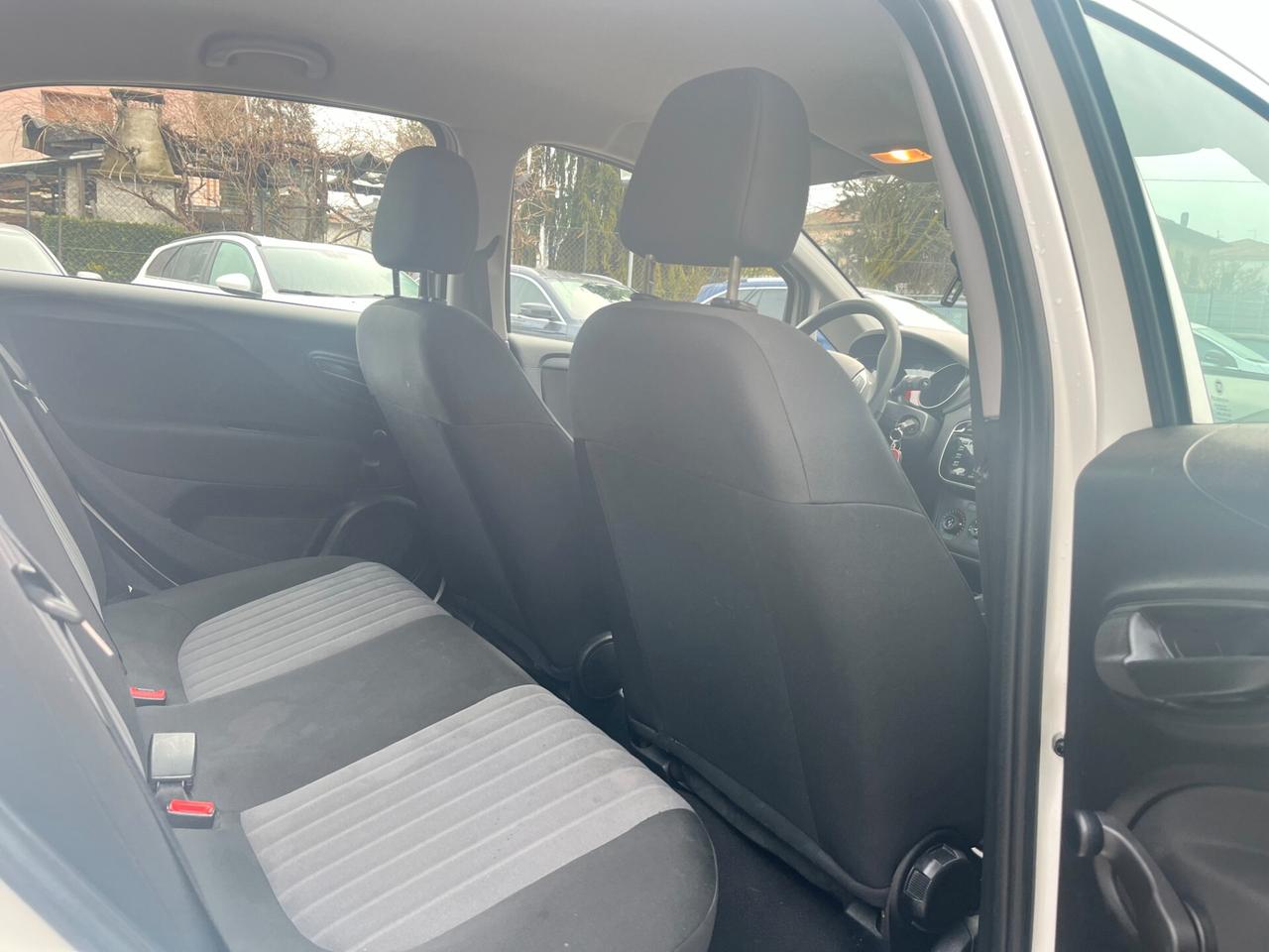 Fiat Punto 1.3 MJT II S&S 95 CV 5 porte Street