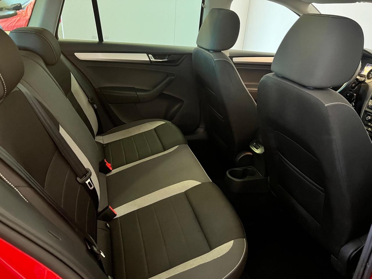 Skoda Rapid 1.0 TSI 110 CV Design Edition