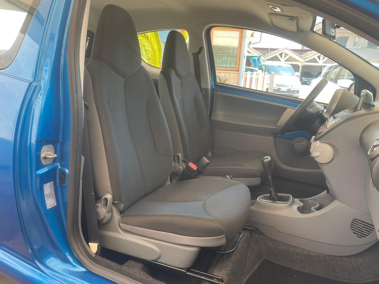 Toyota Aygo 1.0 12V VVT-i 3 porte Deep Ocean Connect
