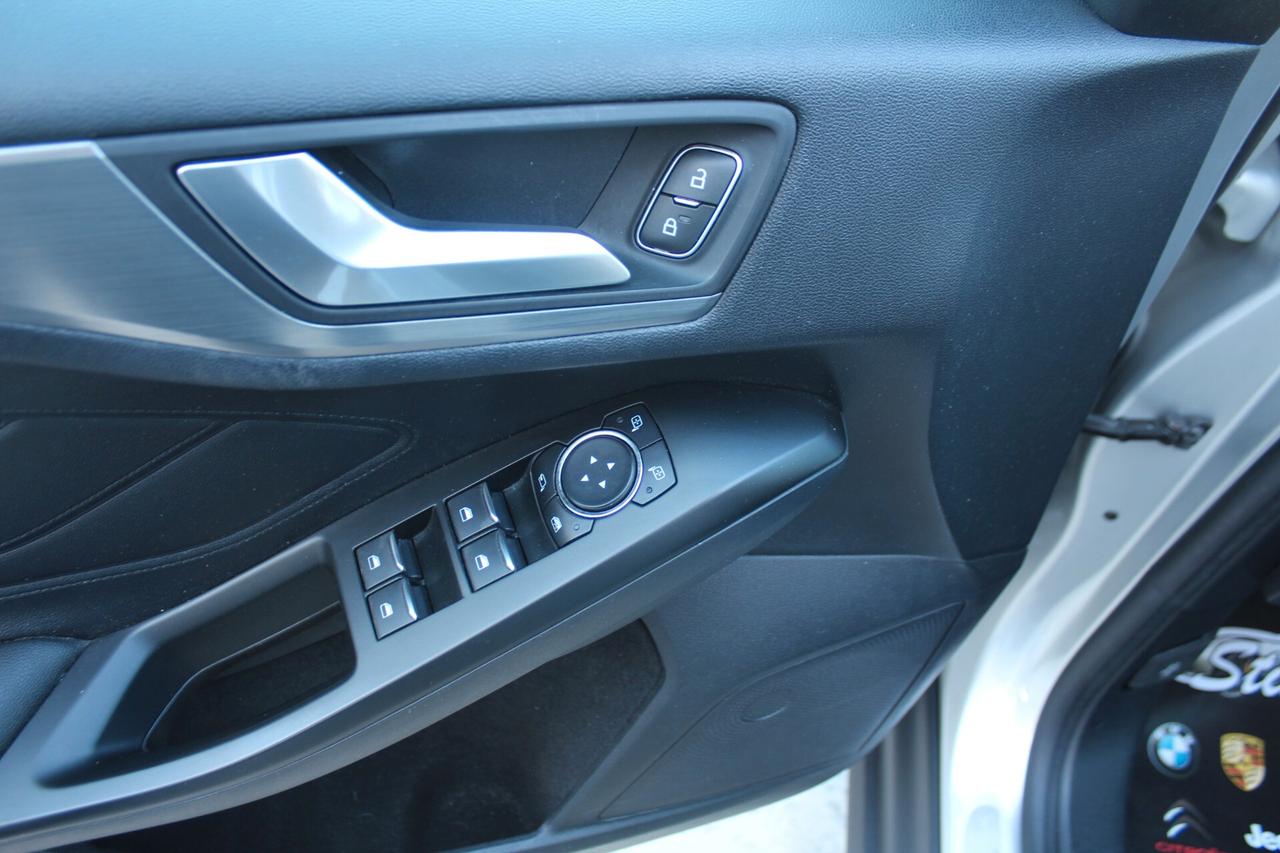 Ford Focus 1.5 EcoBlue 120 CV 5p. Titanium