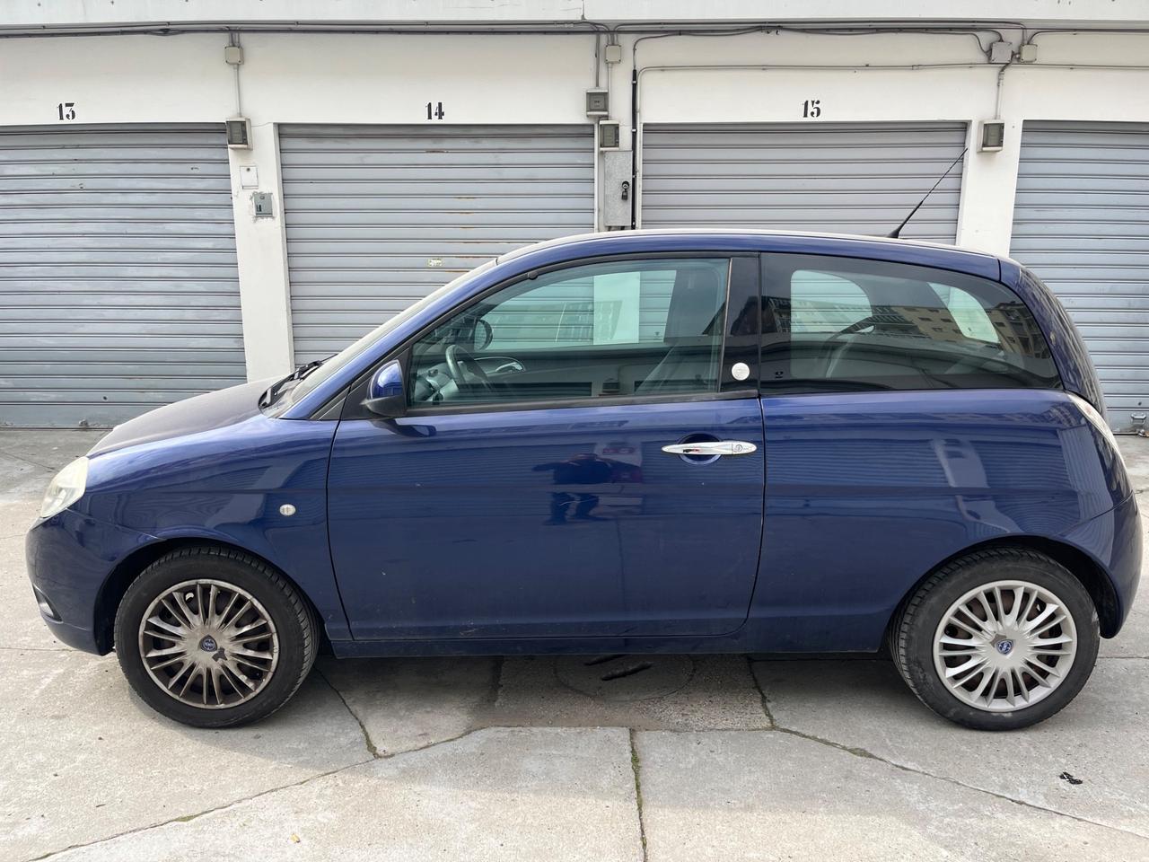 Lancia Ypsilon 1.4 New Oro Ecochic GPL