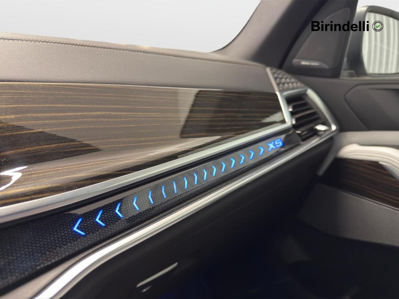 BMW X5 (G05/F95) - X5 xDrive30d 48V Msport