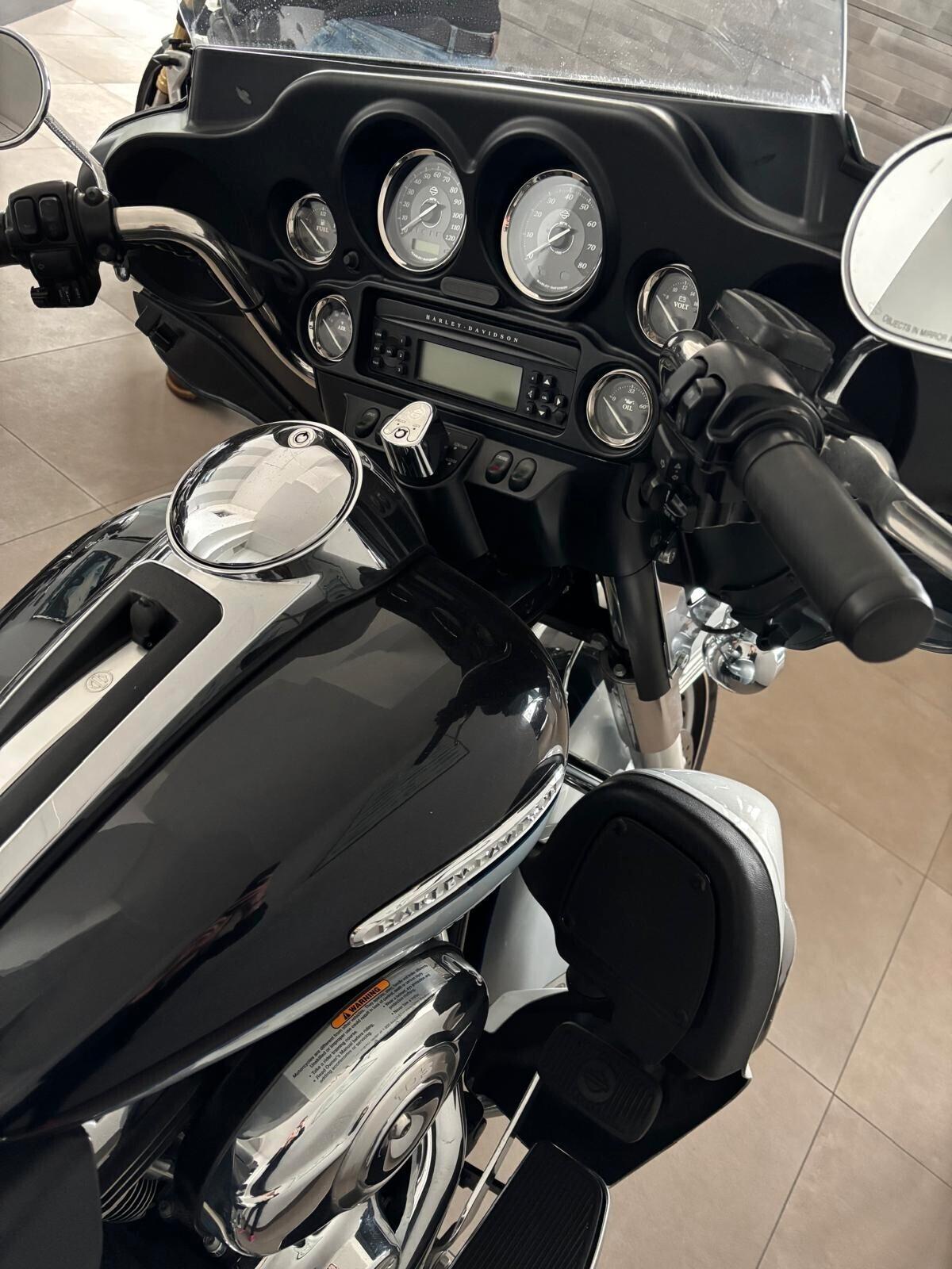 Harley-davidson Electra Glide