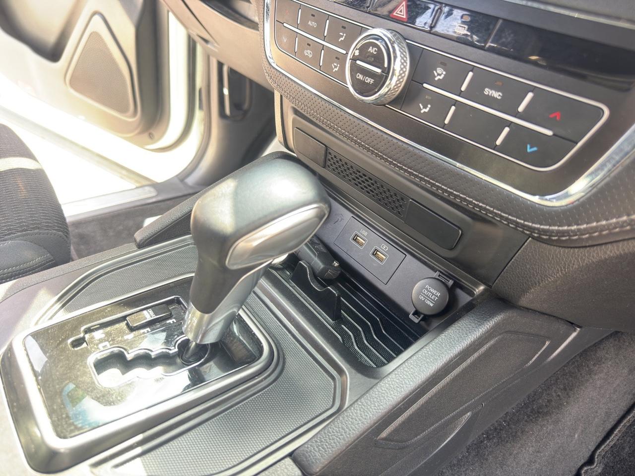 SsangYong Rexton SPORTS XL 2.2 DOUBLE CABINA 4X4 COVER APRIBILE-RETROCAMERA