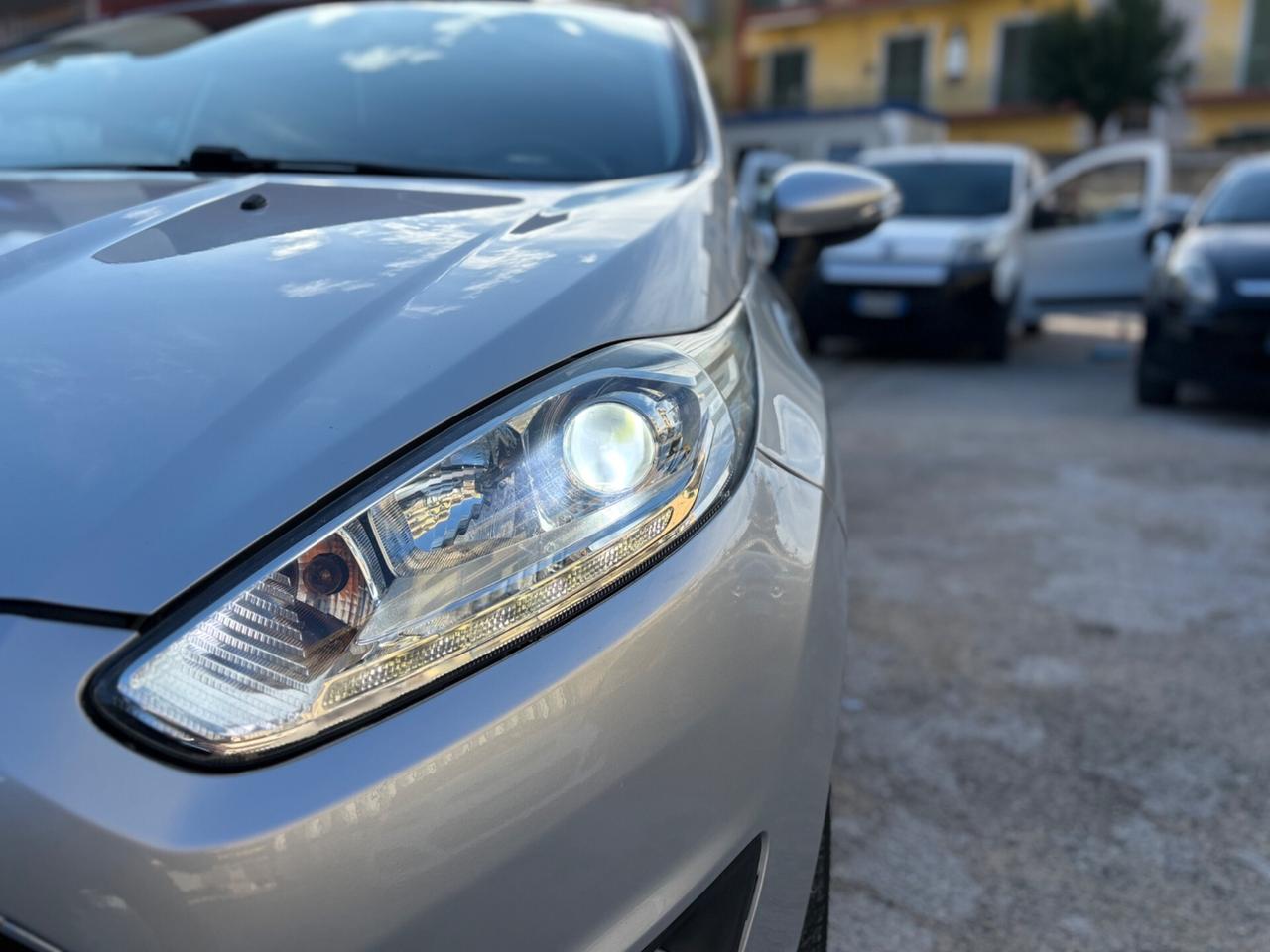 Ford Fiesta 1.6 tdci titanium xenon navigatore