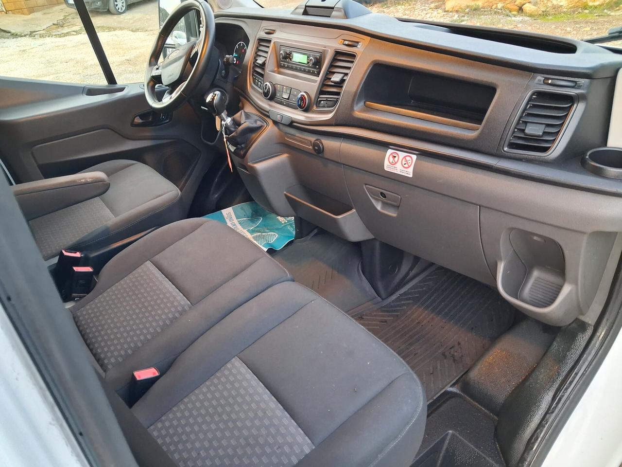 Ford transit passo lungo tetto alto iva esposta