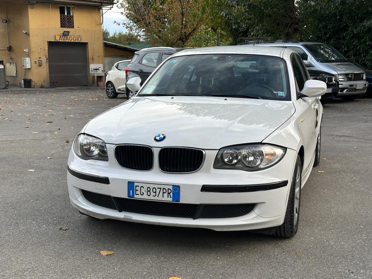 Bmw 116i cat 5 porte Eletta 140mila km