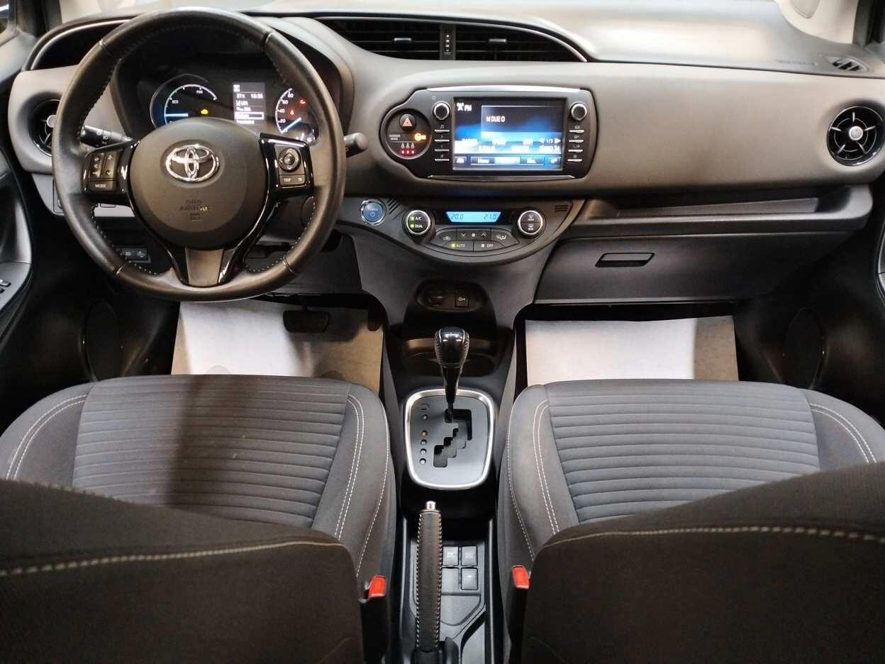 Toyota Yaris 1.5 Hybrid 5 porte Business