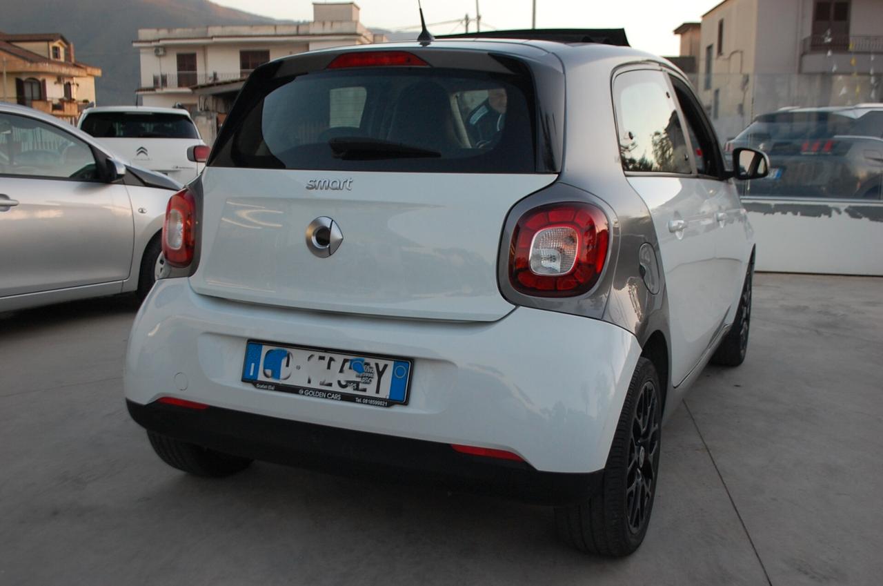Smart forFour 1.0 Prime 71CV twinamic Cabrio Uff Italy Lega Navi