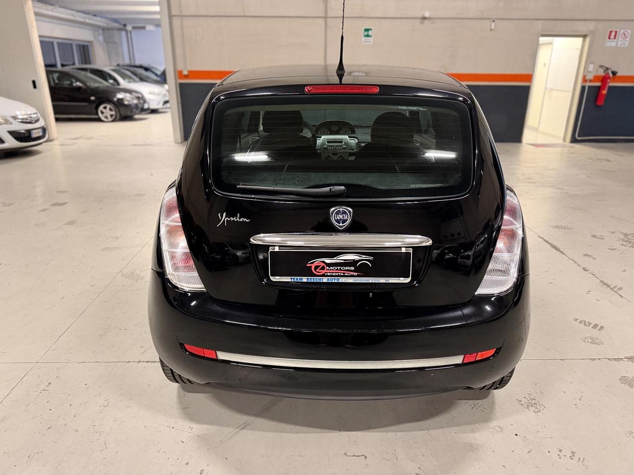 Lancia Ypsilon 1.3 MJT 75 CV Unyca NEOPATENTATI