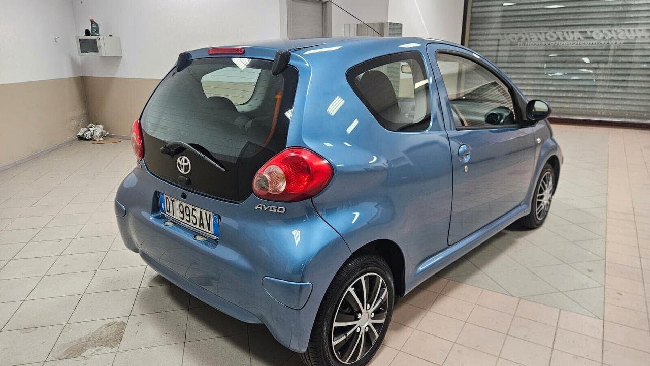 Toyota Aygo 1.0 12V VVT-i 3 porte