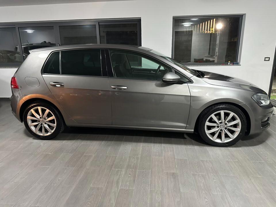 Volkswagen Golf 1.6 TDI 5p. Highline BlueMotion Technology