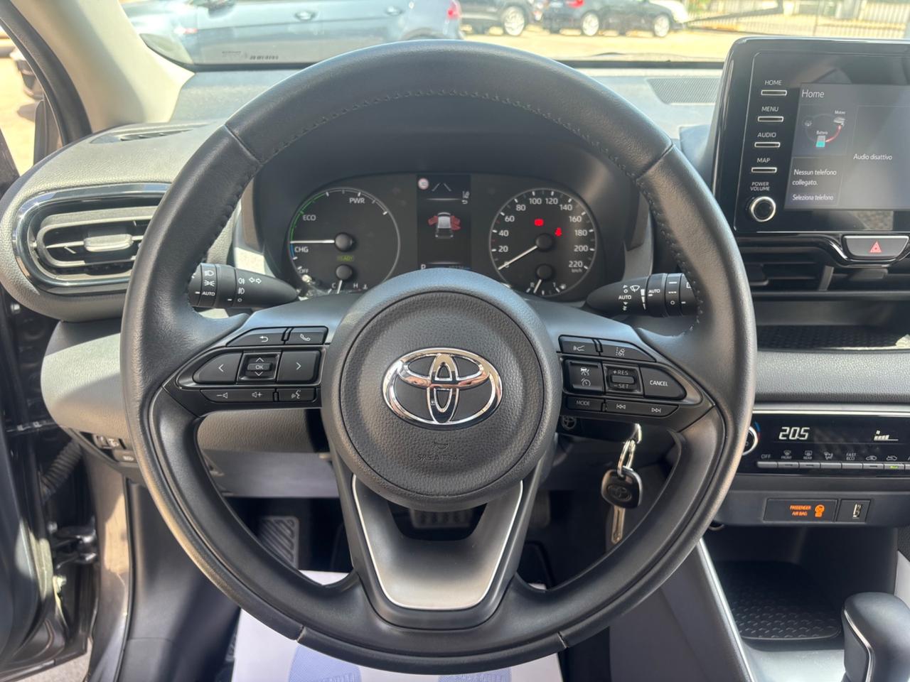 Toyota Yaris TOYOTA YARIS