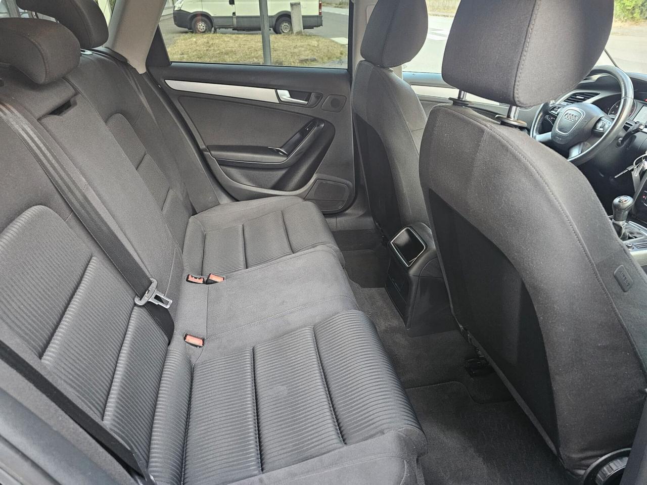 Audi A4 Avant 1.8 TFSI 160cv Advanced*Navi*Pdc*18*Euro5*
