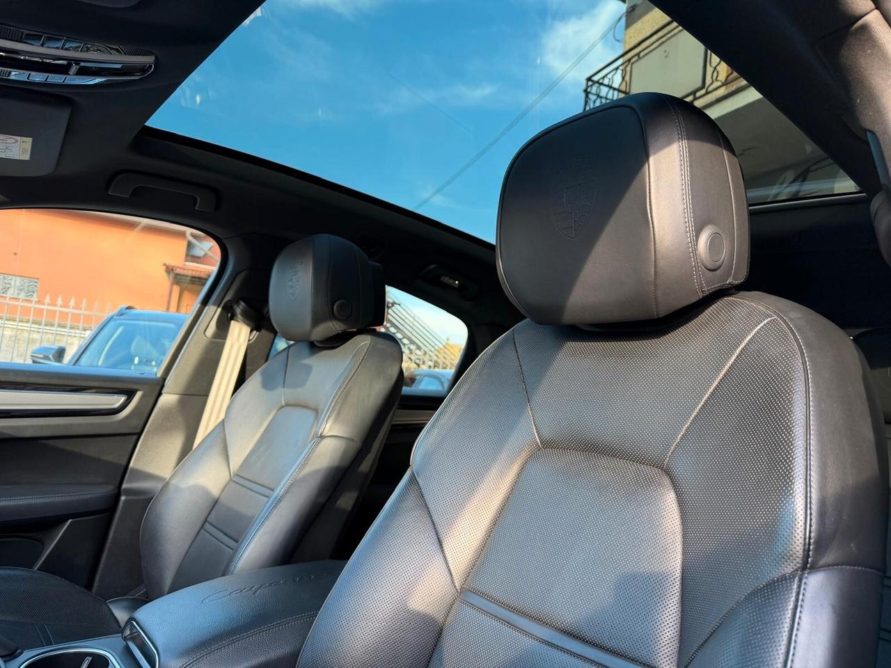 Porsche Cayenne Coupé 3.0 V6 E-Hybrid