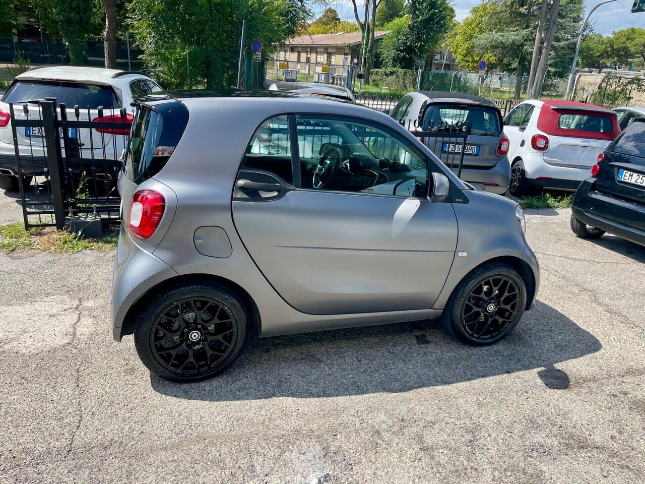 Smart ForTwo 70 1.0 twinamic Superpassion