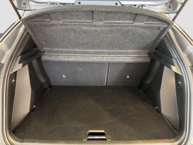 PEUGEOT 2008 2008 Hybrid 136 e-DCS6 GT