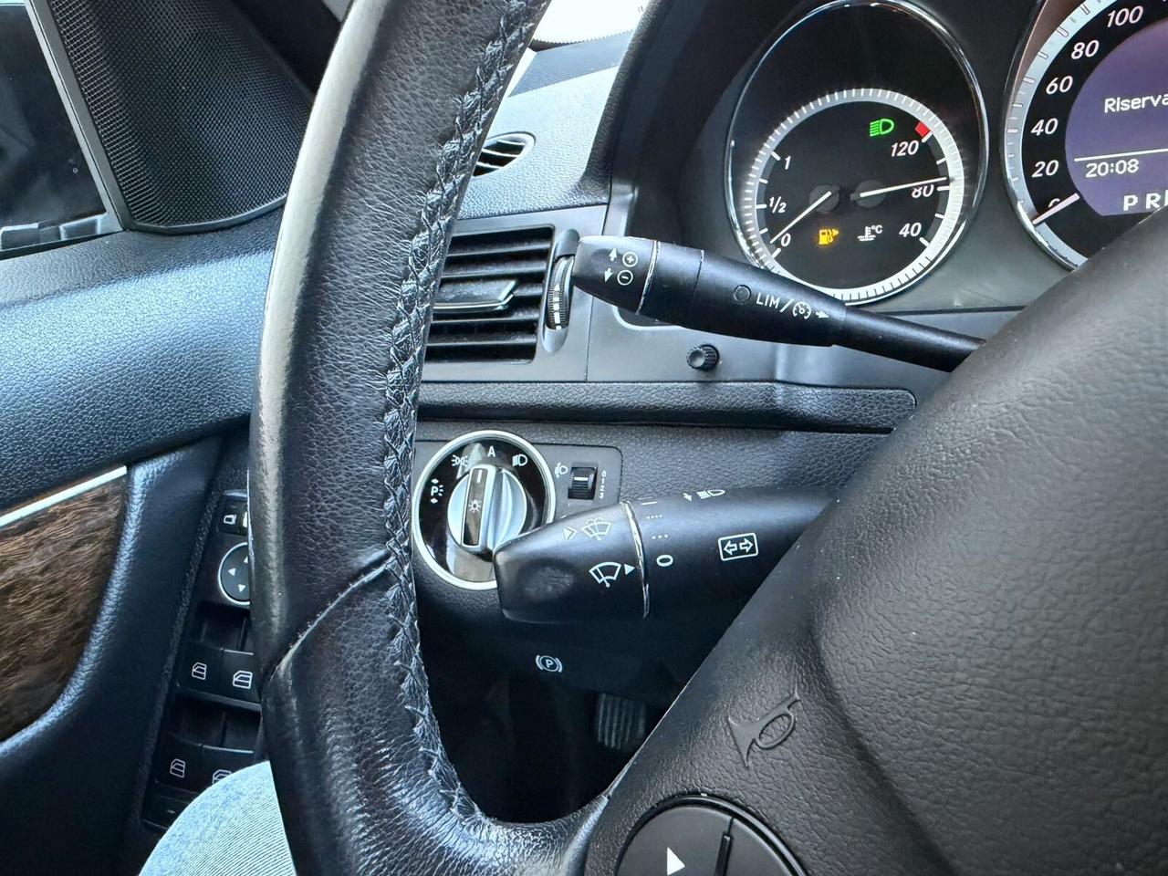 Mercedes Benz C200 Berlina 136CV SOLO 99000KM