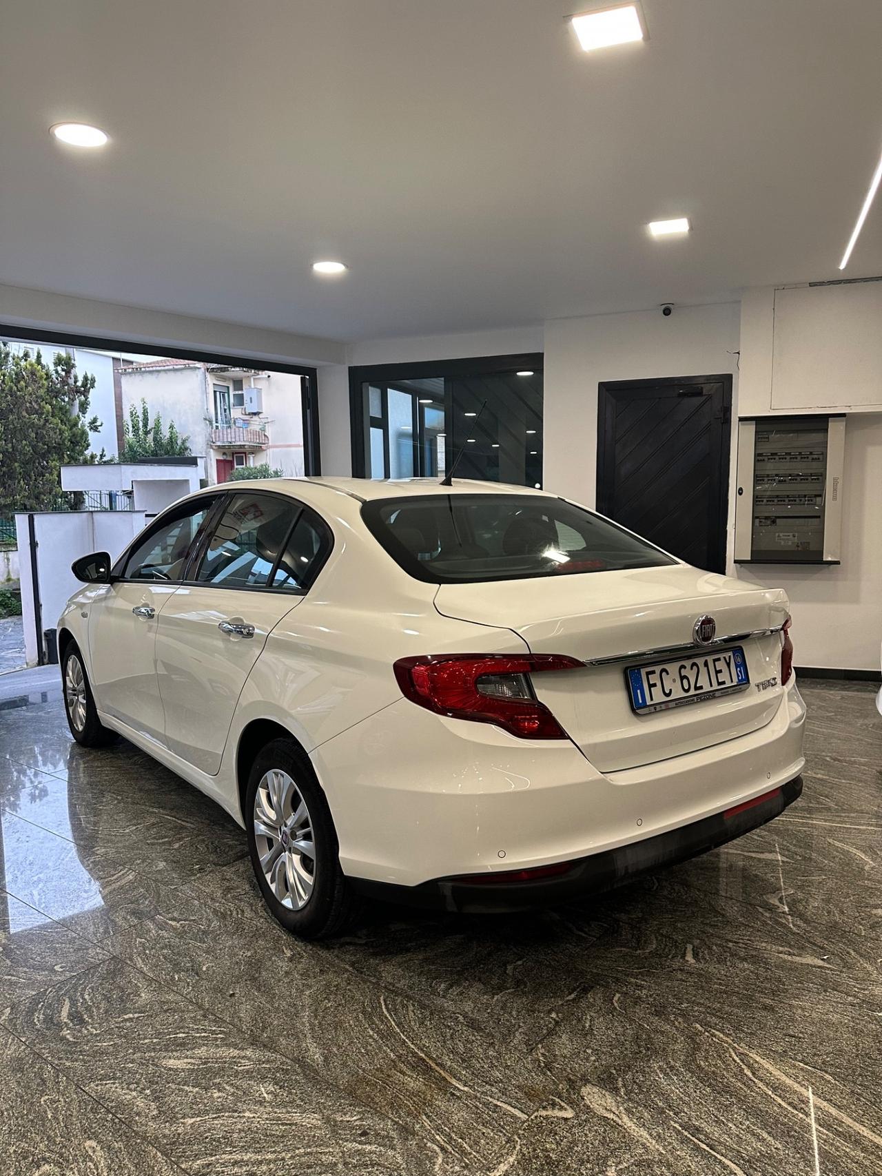 Fiat Tipo 1.6 Mjt S&S 5 porte Easy