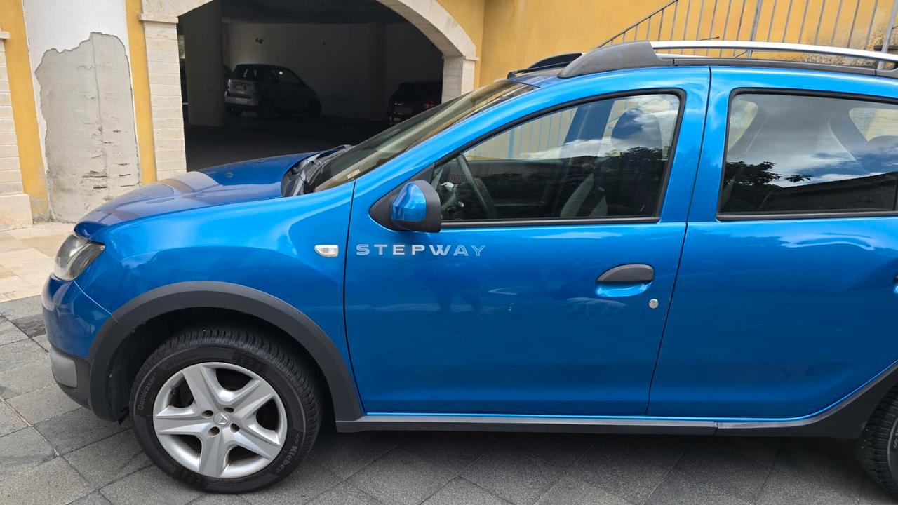 Dacia Sandero Stepway 1.5 diesel 90CV