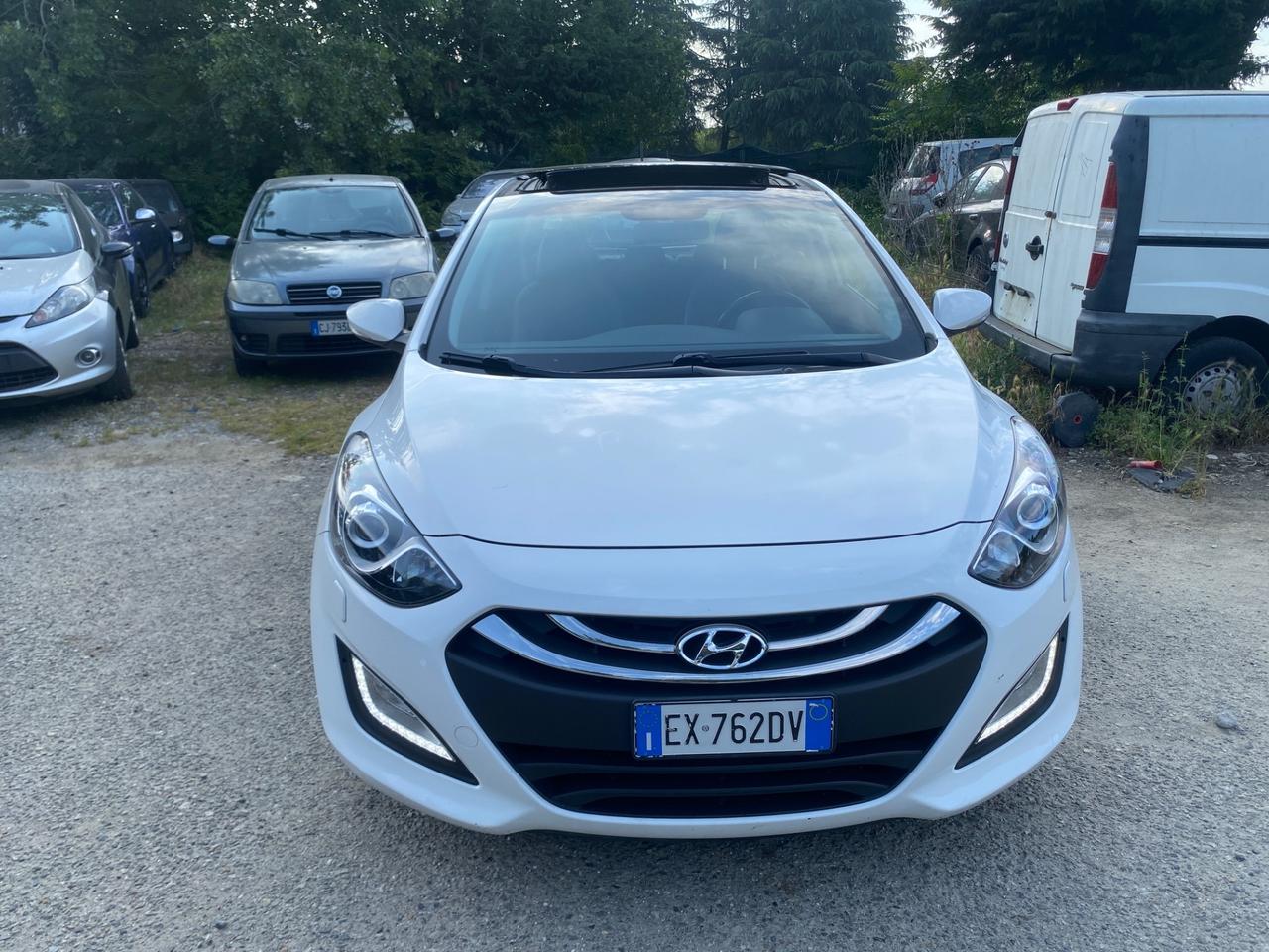 Hyundai i30 1.6 CRDi 128 CV 5p. Style+ A/T