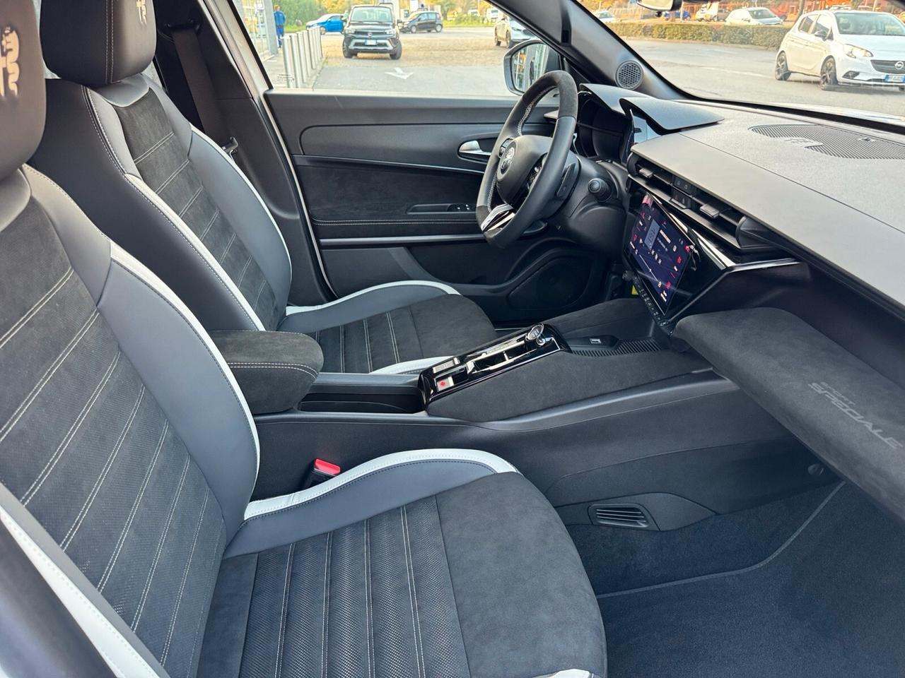 Alfa Romeo Junior 145 Cv MILANO CORTINA 2026