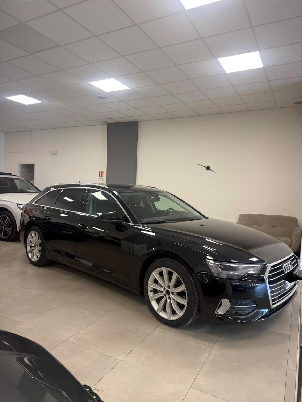 Audi A6 Avant 40 2.0 TDI S tronic Business Design