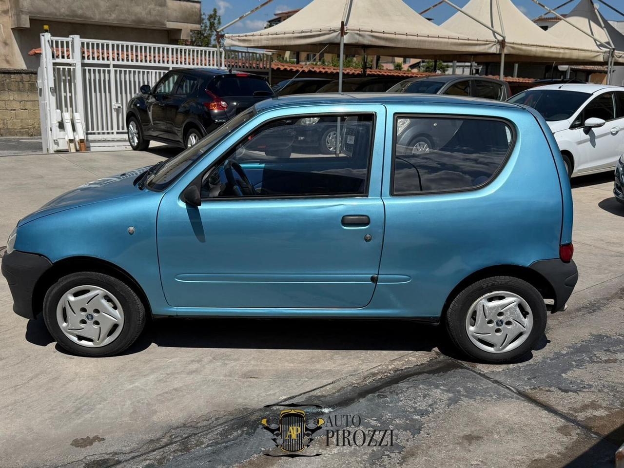 FIAT 600 900CC ANNO 2000