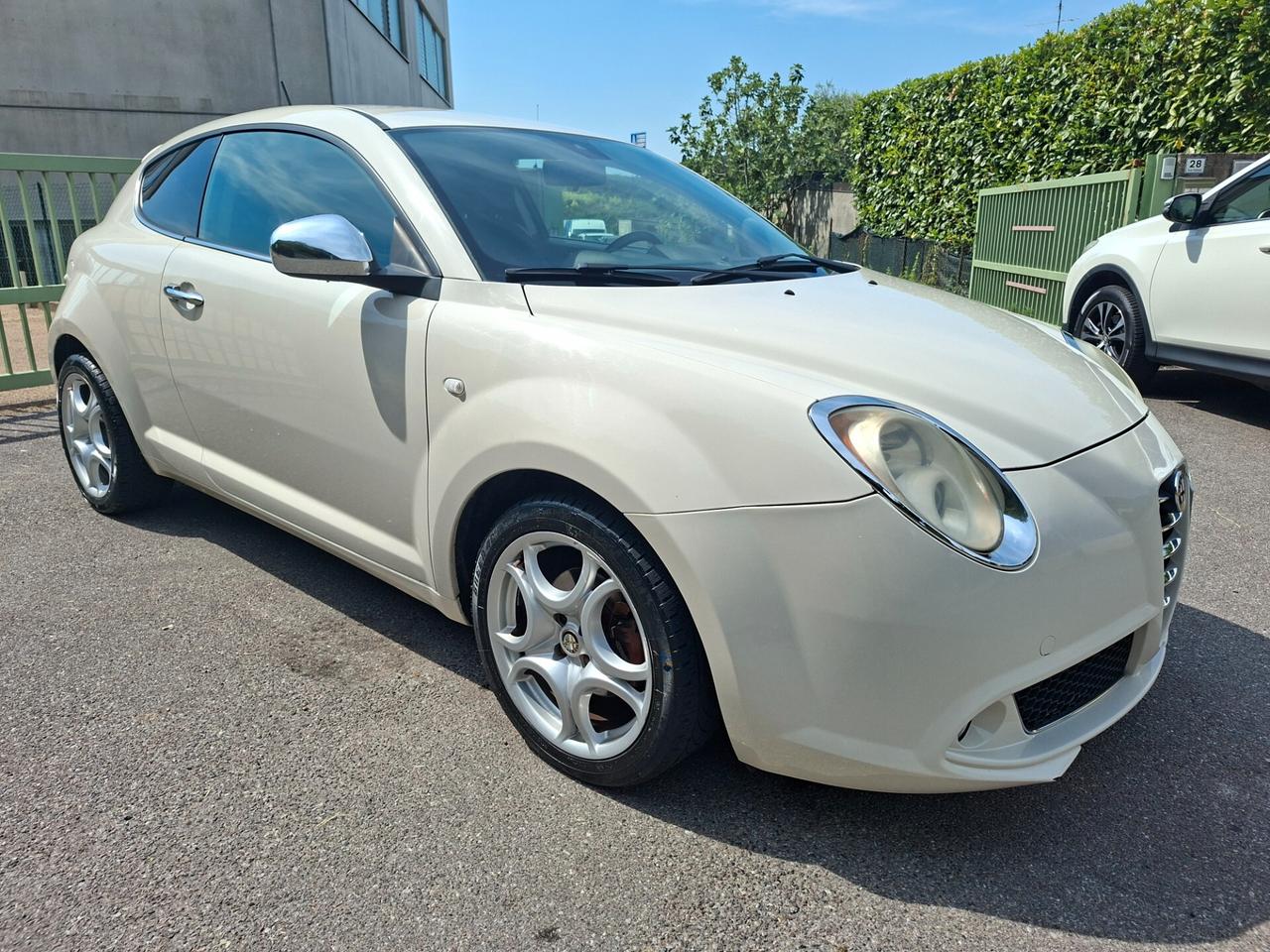 Alfa Romeo MiTo 1.3 MJT DA NEOPATENTATI / EURO 5B