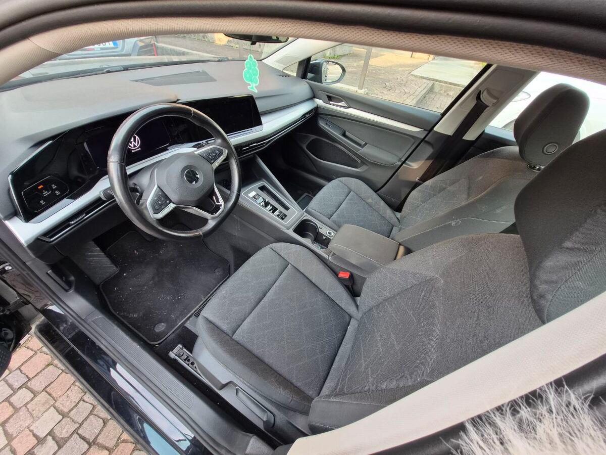 Volkswagen Golf 1.5 etsi evo Life 150cv dsg