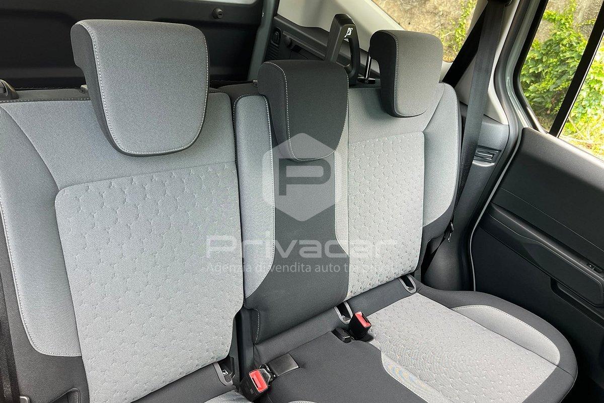 FORD Tourneo Courier 1.0 EcoBoost Titanium