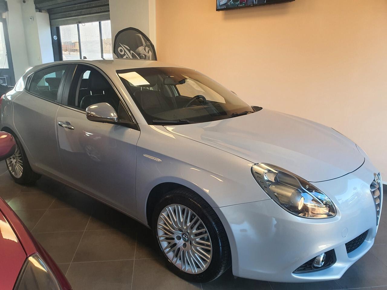 Alfa Romeo Giulietta 1.6 JTDm-2 120 CV Exclusive